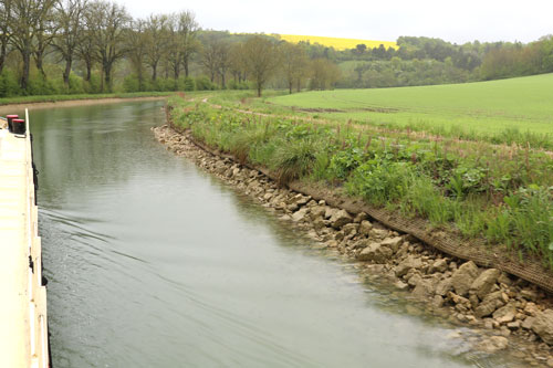 Low water levels enroute to Naix-aux-Forges mooring in April 2015.