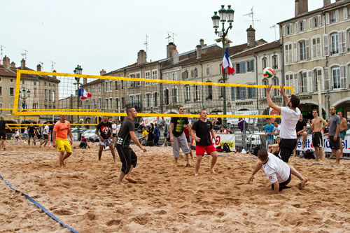 Beach Volleyball in the square at Pont-a-Mousson in 2013.